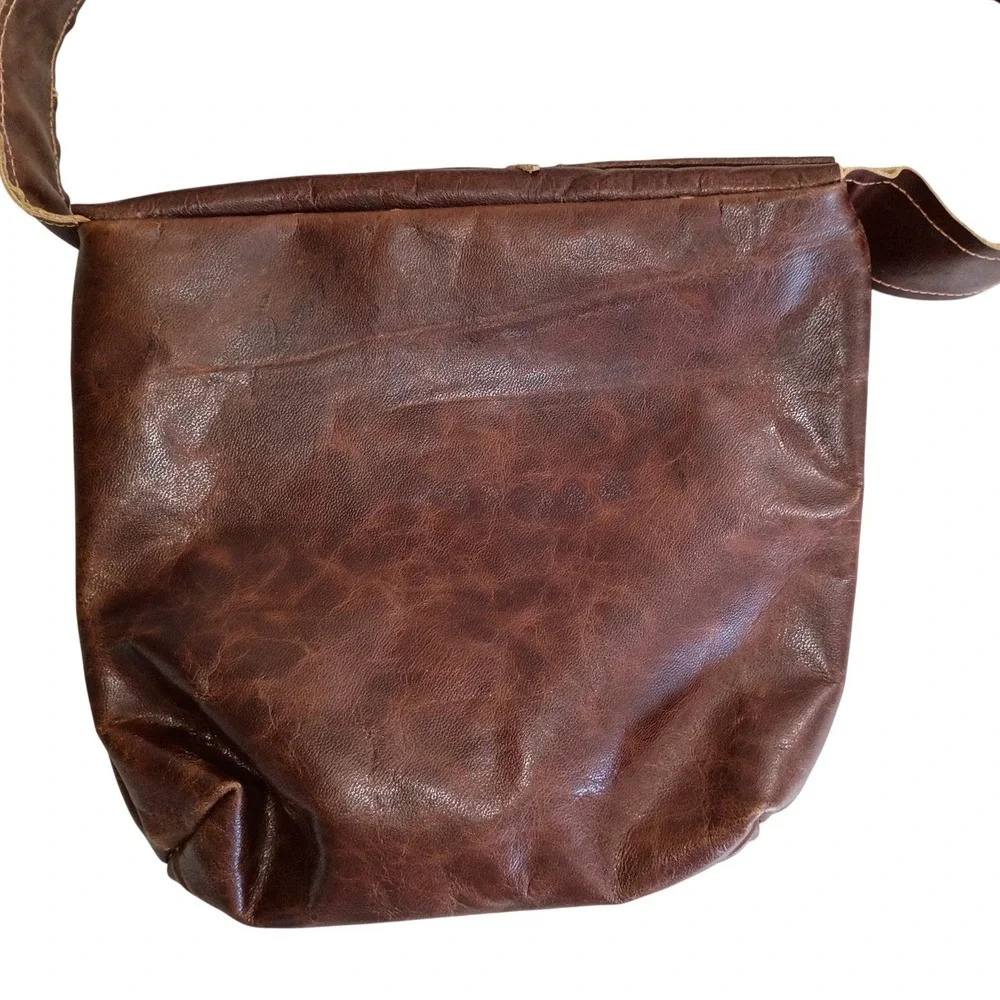Brown Leather Star Applique Crossbody Messenger Bag Boho Distressed By Dorthea‎
